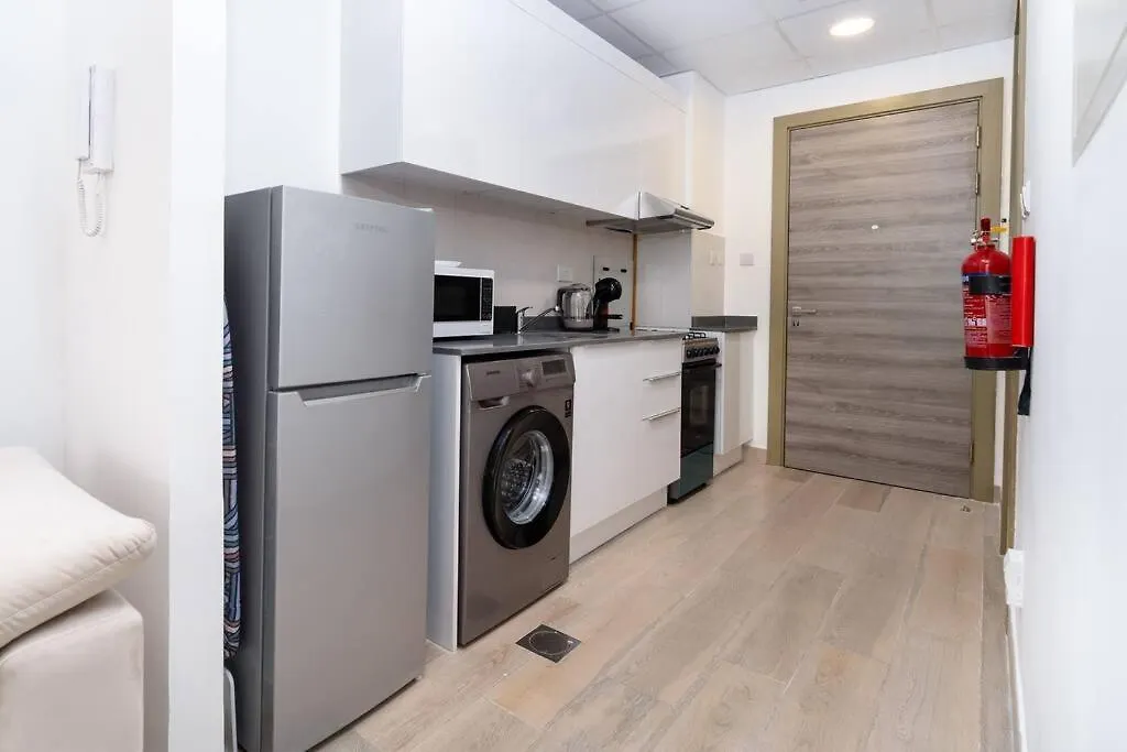 Nice Studio In Jvc - Pool & Gym Dubai Appartement